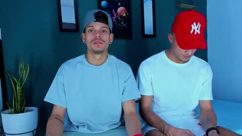 Adam y pitter online show from 2, 3, 2025