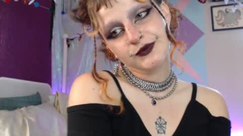Snapshot of friskyflowers chatting on 12, 9, 2025 cherry online show from 12, 9, 2025