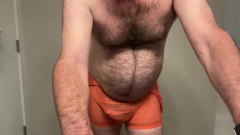 Snapshot of friskysimian1988 chatting on 18, 5, 2026 friskysimian1988 online show from 18, 5, 2026