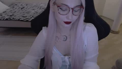 Snapshot of fromsun_forsoul chatting on 22, 7, 2026 Lilith online show from 22, 7, 2026