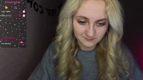 Snapshot of frosty_blueberries4 chatting on 23, 12, 2024 ANA online show from 23, 12, 2024