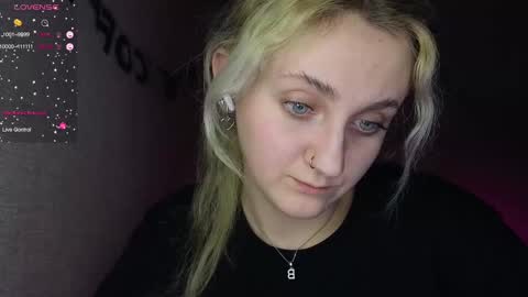 Snapshot of frosty_blueberries4 chatting on 12, 2, 2025 ANA online show from 12, 2, 2025