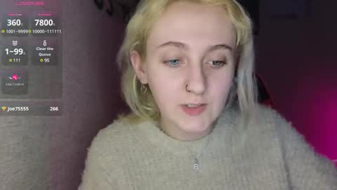 Snapshot of frosty_blueberries4 chatting on 10, 3, 2025 ANA online show from 10, 3, 2025