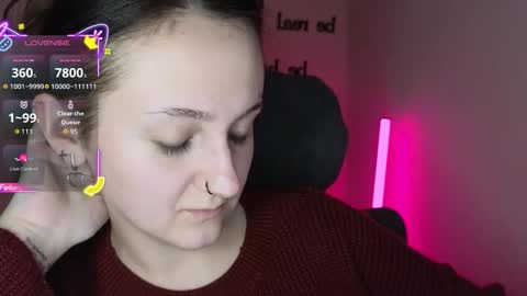 Snapshot of frosty_blueberries4 chatting on 27, 10, 2025 ANA online show from 27, 10, 2025