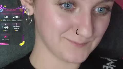 Snapshot of frosty_blueberries4 chatting on 2, 11, 2025 ANA online show from 2, 11, 2025