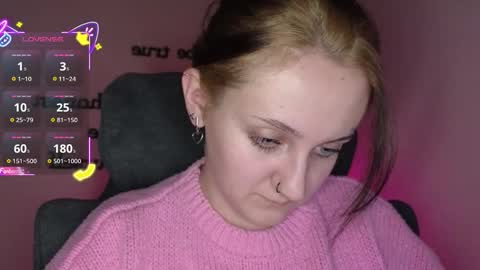 Snapshot of frosty_blueberries4 chatting on 10, 11, 2025 ANA online show from 10, 11, 2025