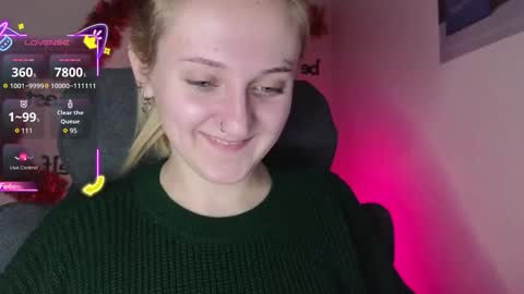 Snapshot of frosty_blueberries4 chatting on 15, 12, 2025 ANA online show from 15, 12, 2025