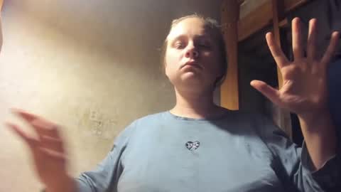 Snapshot of frumcake chatting on 25, 12, 2024 FrumCake online show from 25, 12, 2024