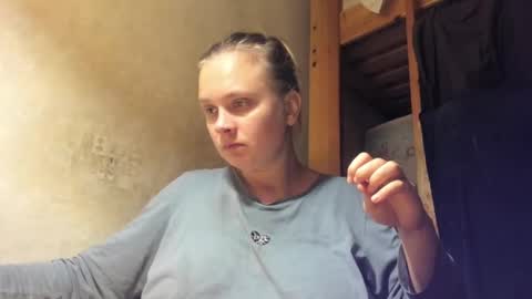 Snapshot of frumcake chatting on 20, 1, 2025 FrumCake online show from 20, 1, 2025