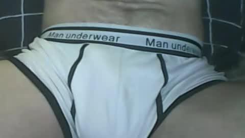 Snapshot of frysexxx chatting on 7, 10, 2025 frysexxx online show from 7, 10, 2025