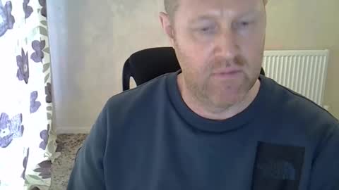 Snapshot of fuck_buddy_uk chatting on 27, 2, 2026 Fuck Buddy UK online show from 27, 2, 2026