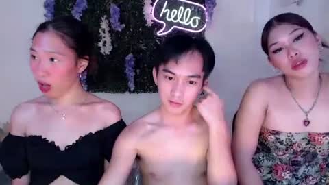   online show from 18, 2, 2025