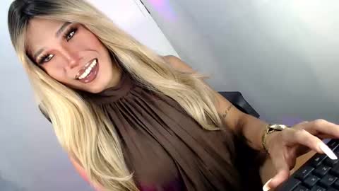 sweetyJENNY online show from 17, 4, 2026