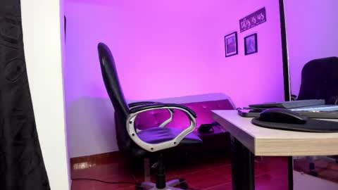 Snapshot of fuckerwate chatting on 31, 10, 2025 SERGIO THE SEX LAWYER online show from 31, 10, 2025