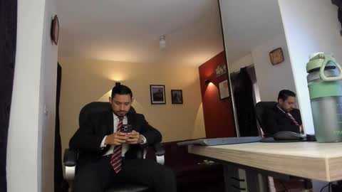 Snapshot of fuckerwate chatting on 7, 11, 2025 SERGIO THE SEX LAWYER online show from 7, 11, 2025