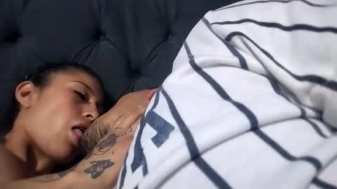 fuckincouple4u online show from 2, 5, 2026