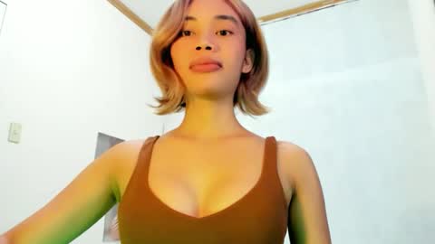 fuckingsexy143 online show from 8, 5, 2026