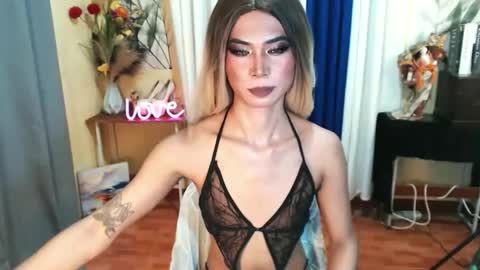 Snapshot of fuckingtransangel chatting on 24, 5, 2026 ANGELICA FOX online show from 24, 5, 2026