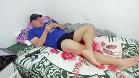 Fuckdirtymen online show from 13, 12, 2025