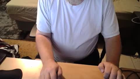 Snapshot of fuegorapido chatting on 14, 12, 2025 Fuego online show from 14, 12, 2025