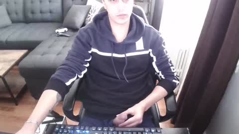 Snapshot of fululandready chatting on 2, 12, 2024 fullandready online show from 2, 12, 2024