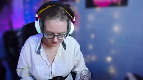 Princess Nellie  Captain Simon online show from 13, 12, 2024