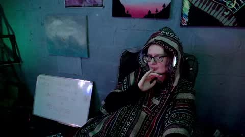 Princess Nellie  Captain Simon online show from 14, 1, 2025