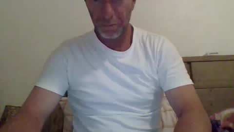 Snapshot of funaussieguy80 chatting on 21, 4, 2026 funaussieguy80 online show from 21, 4, 2026