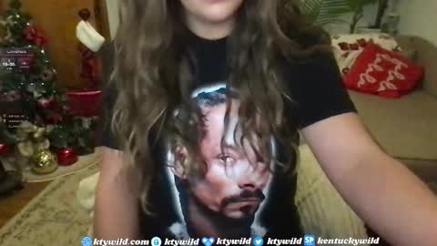Snapshot of funcamkw chatting on 18, 12, 2024   Thank you for visiting I hope you had fun 3 online show from 18, 12, 2024