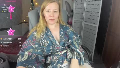 funny_bunny4 online show from 1, 1, 2025