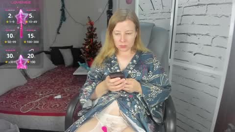 funny_bunny4 online show from 3, 1, 2025