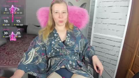 funny_bunny4 online show from 12, 3, 2025