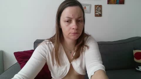 Snapshot of funservice chatting on 15, 1, 2025 funservice online show from 15, 1, 2025