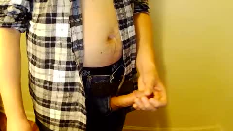Snapshot of funstr8guy909 chatting on 16, 10, 2025 funstr8guy909 online show from 16, 10, 2025