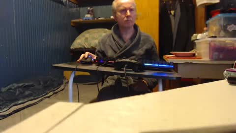 Snapshot of furosz chatting on 27, 1, 2025 furosz online show from 27, 1, 2025