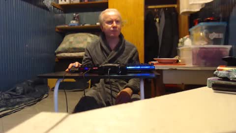 Snapshot of furosz chatting on 2, 2, 2025 furosz online show from 2, 2, 2025