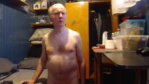 Snapshot of furosz chatting on 27, 2, 2025 furosz online show from 27, 2, 2025