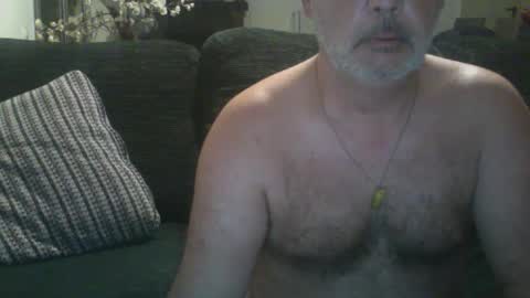 Snapshot of futbolin95 chatting on 1, 1, 2025 futbolin95 online show from 1, 1, 2025