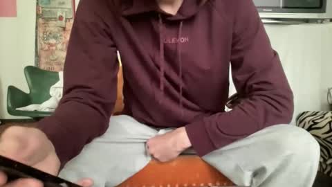 fuzzedpeach online show from 20, 4, 2026