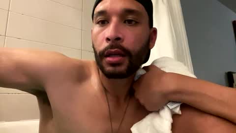 Snapshot of fvvkboyy chatting on 3, 2, 2025 fvvkboyy online show from 3, 2, 2025