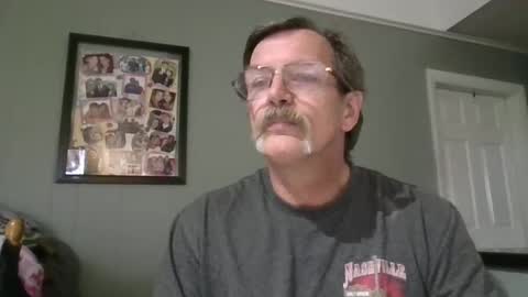 Snapshot of fxson8 chatting on 17, 11, 2025 fxson8 online show from 17, 11, 2025