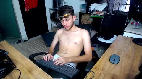 g0lden_crew online show from 22, 12, 2025