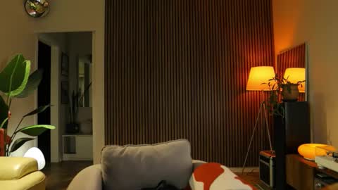 G online show from 15, 9, 2025