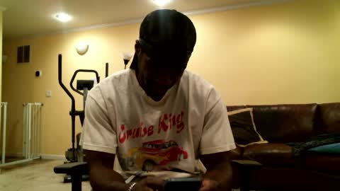 Snapshot of gabbc18 chatting on 7, 6, 2026 James online show from 7, 6, 2026