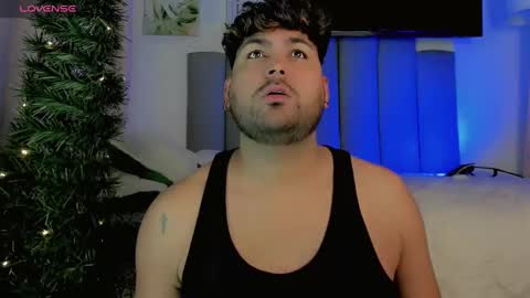 Snapshot of gabbo__ chatting on 19, 12, 2024 GABO online show from 19, 12, 2024