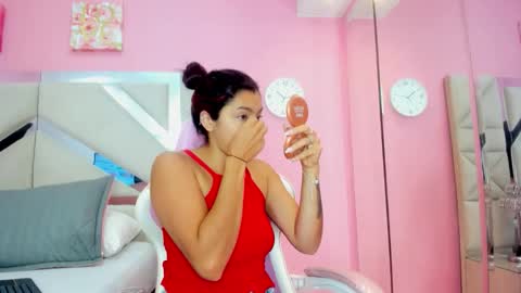 Snapshot of gabby_monroe chatting on 22, 4, 2026 Gabby online show from 22, 4, 2026