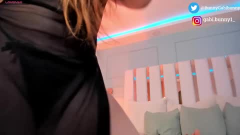 Snapshot of gabi_bunny chatting on 25, 5, 2026 Gabi online show from 25, 5, 2026