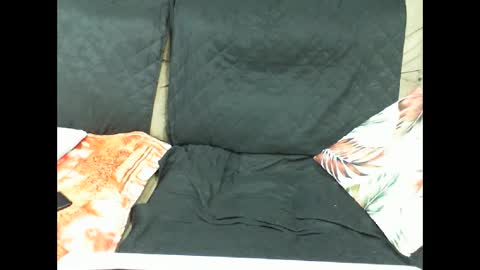 gaby  layla online show from 31, 1, 2025