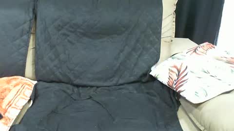 gaby  layla online show from 1, 2, 2025