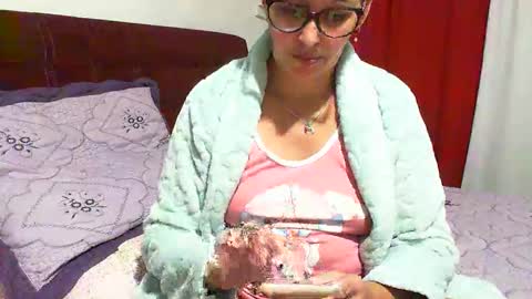 gaby  layla online show from 22, 10, 2025